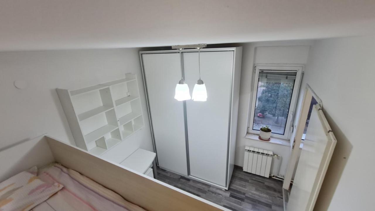 Center Cosy Apartment Skopje Bagian luar foto